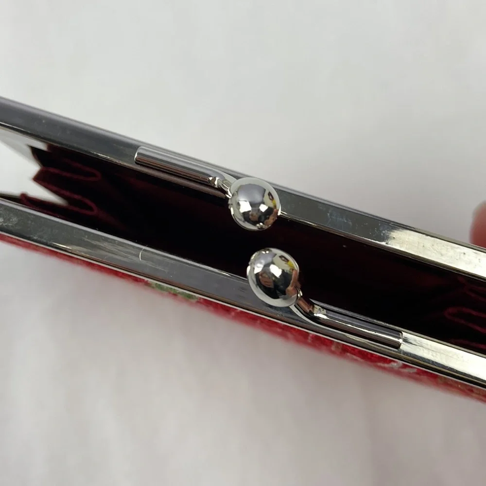 Vintage Silky Japanese coin purse fan side